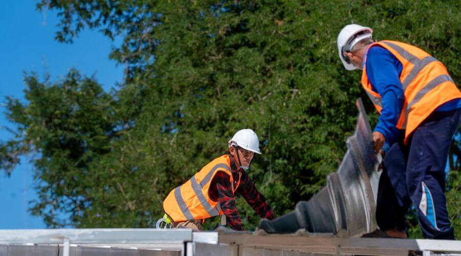 Professional new roof installation services in Kapaau, HI